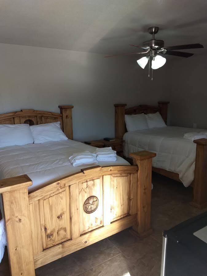 Whitten Inn Van Horn Extérieur photo