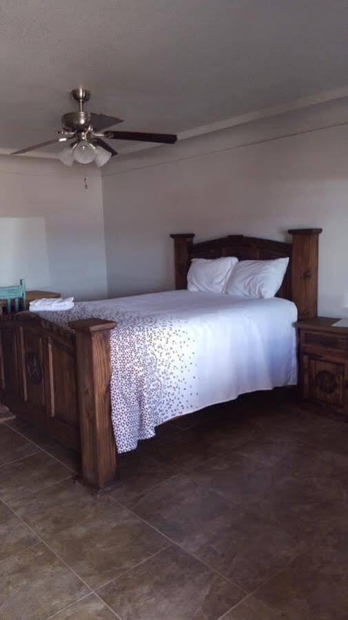 Whitten Inn Van Horn Extérieur photo